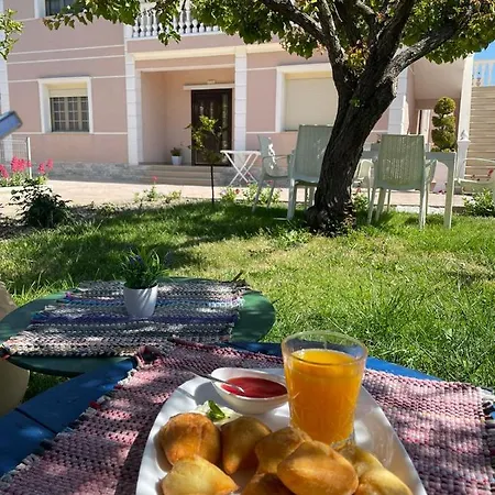 Rent Loren Vakantiehuis *