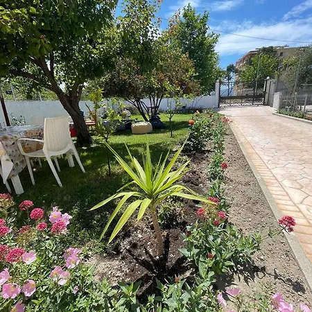 Rent Loren Vakantiehuis