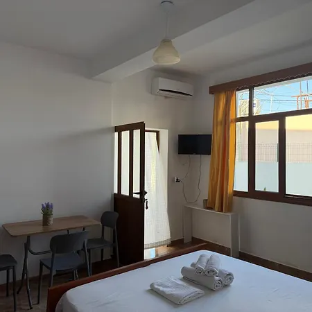 Rent Loren 度假居 *