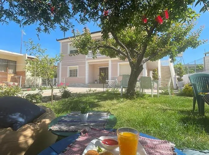 Rent Loren Feriehus Vlorë