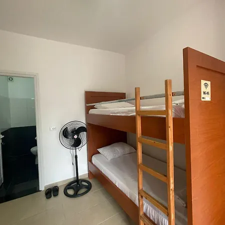度假居 Rent Loren