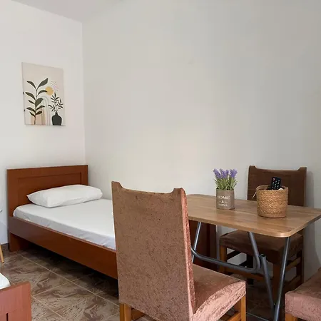 Rent Loren * Vlore