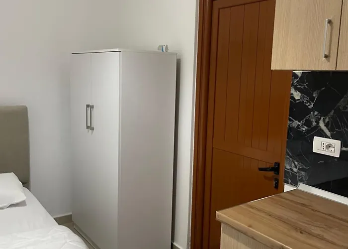 Rent Loren 別荘 Vlorë