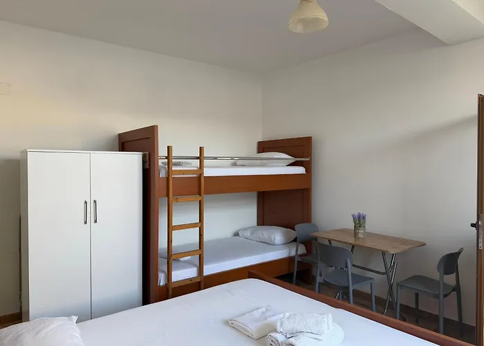 Rent Loren Hébergement de vacances *
